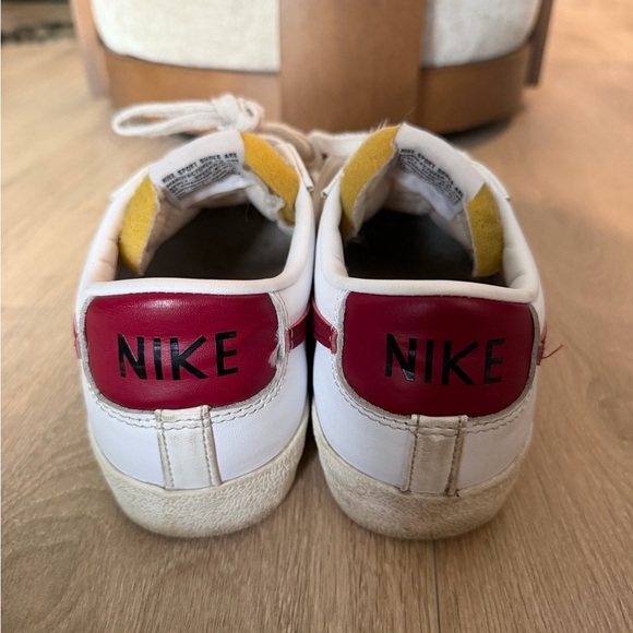 Women’s Nike Blazer Low 77 Vintage Sneakers - Size 8 - Picture 4 of 6